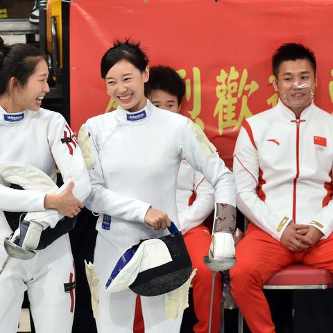 AI预测：：2025新澳门天天免费—个演讲版和深度版