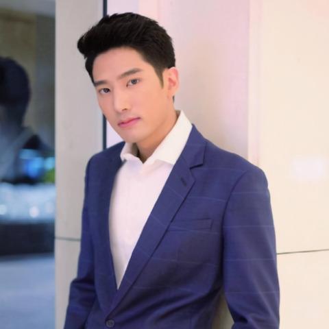 泰星vee璀璨瞬间，最新照片曝光