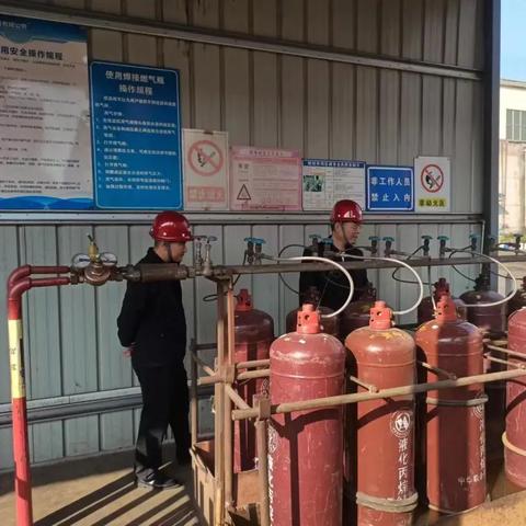 临沂叉车司机招聘启事