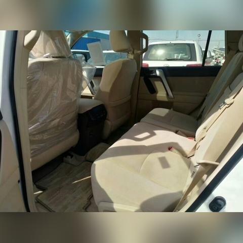 丰田霸道4000最新报价及性能解析