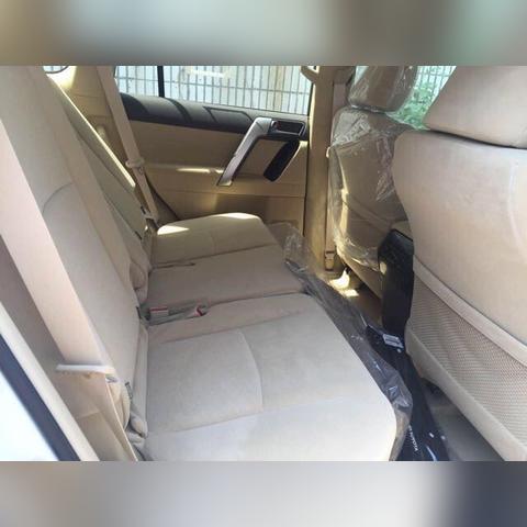 丰田霸道4000最新报价及性能解析