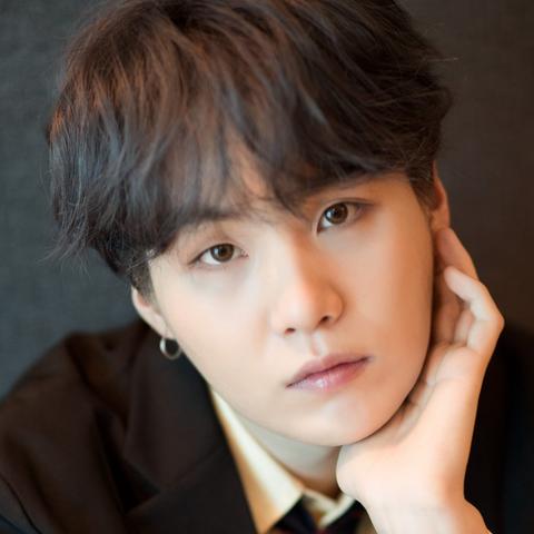 防弹少年团全新魅力写真亮相