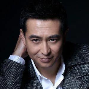 张嘉译最新动态,影视巨星的新动向与未来展望