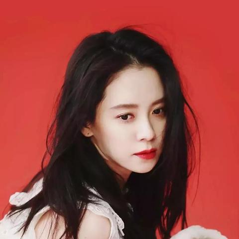 宋智孝最新写真曝光,女神魅力与时尚风采展现