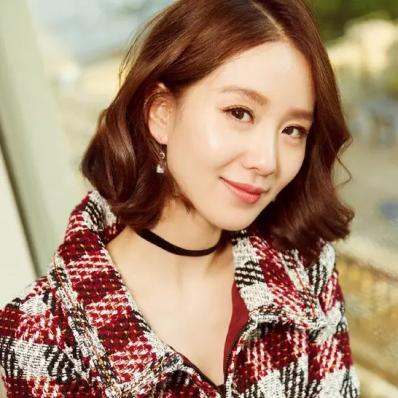 唐嫣最新短发发型引领潮流新风向