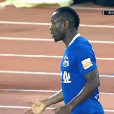 美女睡眠时眼皮翻动现象研究新发现